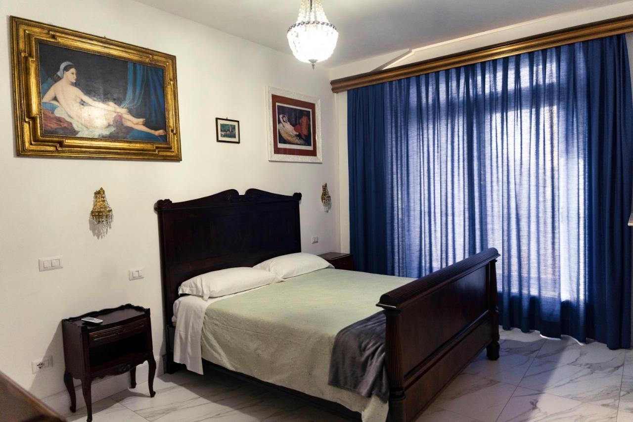Sullago Appartamenti -Romantico Appartamento In Centro Castiglione del Lago Esterno foto