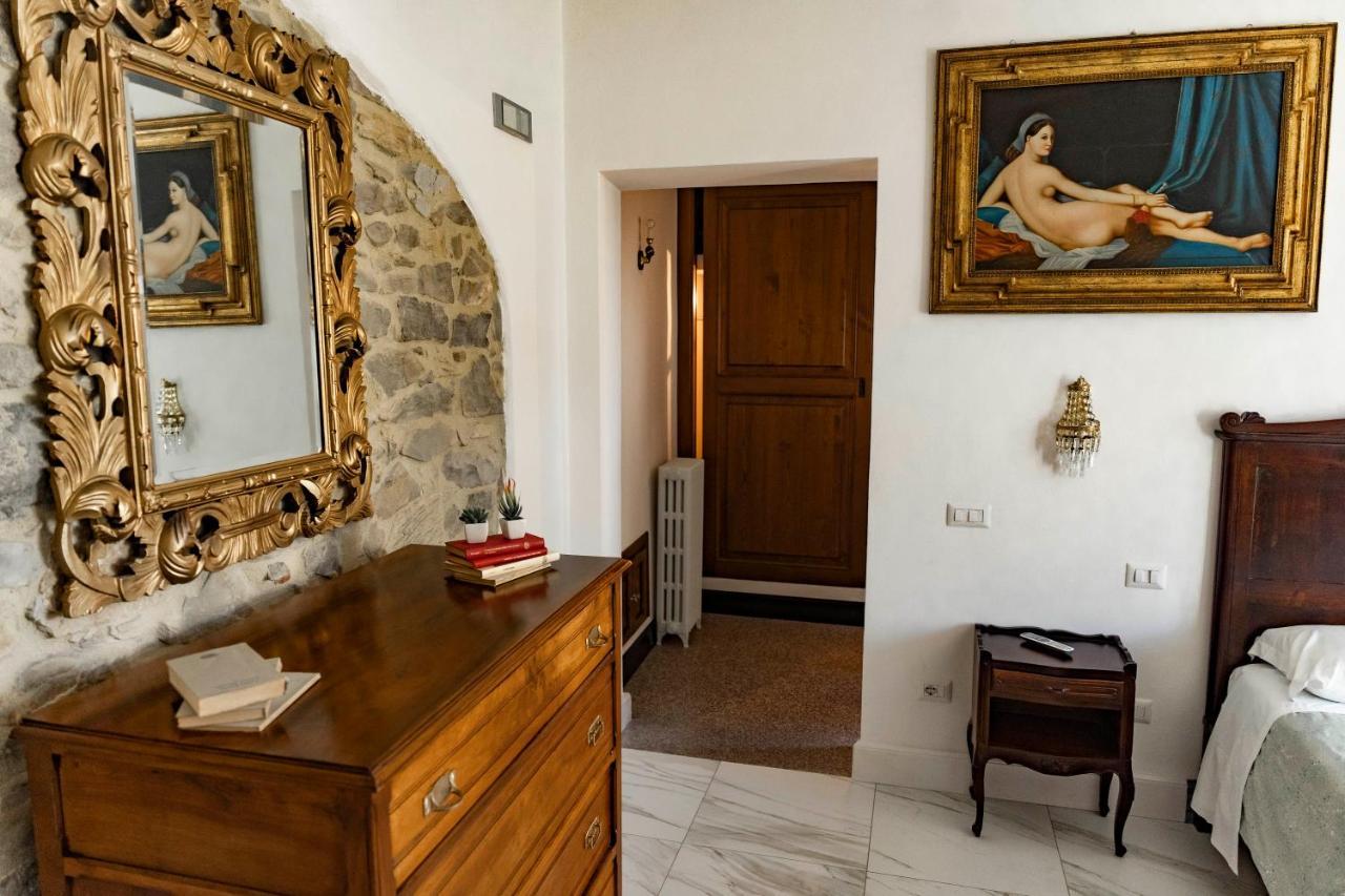 Sullago Appartamenti -Romantico Appartamento In Centro Castiglione del Lago Esterno foto